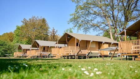 Außenansicht - Villa Zelt Ferienanlage der Bronze EmmerTerrasse - Villa Zelt Ferienanlage der Bronze Emmer