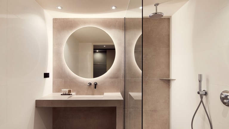 Standaard kamer met balkon - Van der Valk Hilversum De Witte Bergen