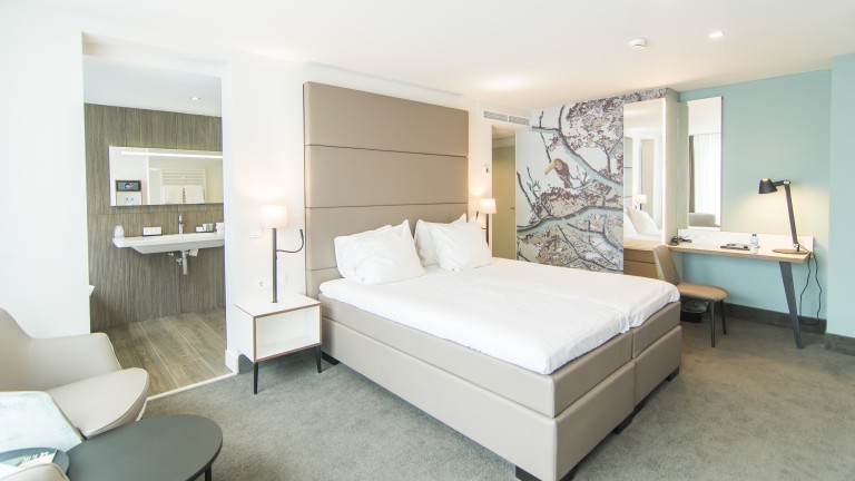 Comfort kamer ensuite badkamer en bubbelbad - Van der Valk Hilversum De Witte Bergen