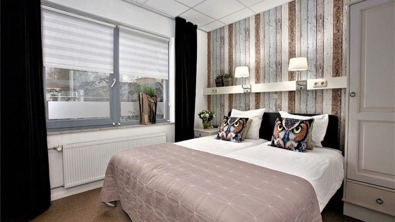 Luxus-Zweibettzimmer – Übernachtung mit Frühstück in der Pension Perruque