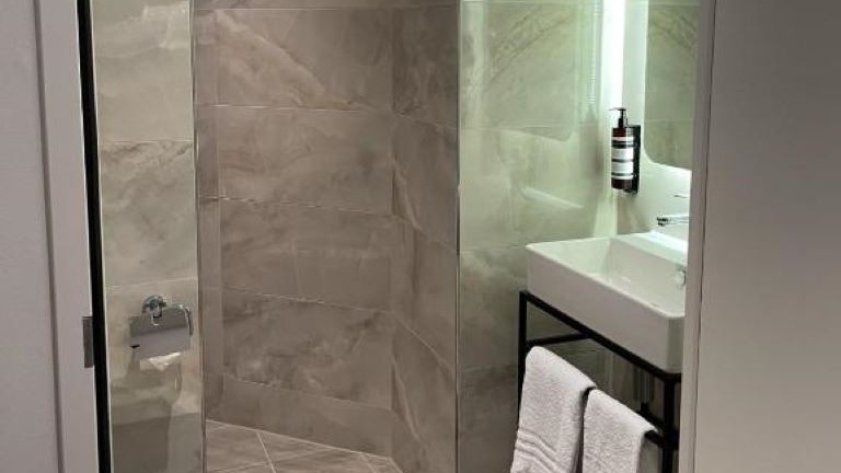 Badkamer - OZO Hotels Antares Airport