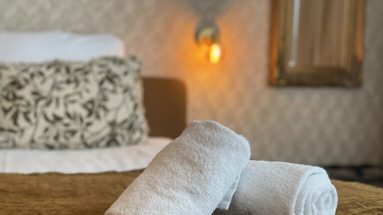 Turmzimmer – Zwei Brüder Noordwijk Strand