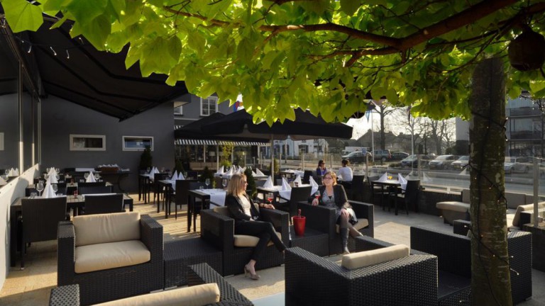 Terras - Van der Valk Hotel Breukelen