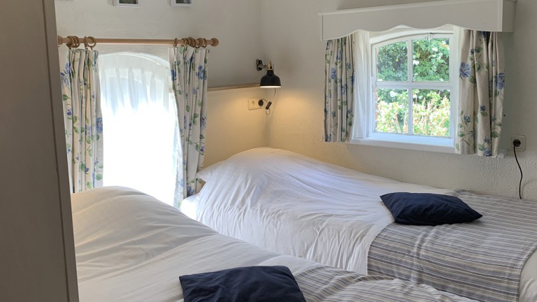 Standaard kamer met 2 losse bedden - Hotel de Hoestinkhof
