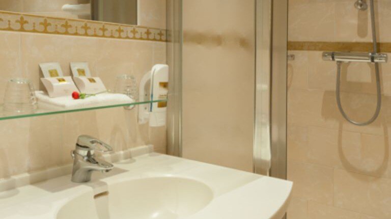 Eenpersoonskamer - Hotel Emma