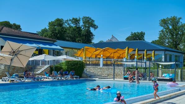 Zwembad - Domaine De Lanzac