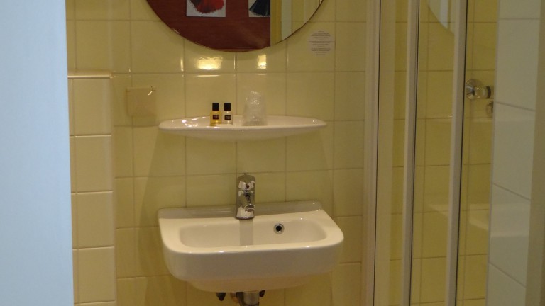 Kleine tweepersoonskamer - Martini Hotel