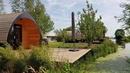 Buitenaanzicht - GreenFloat Buitenaanzicht - GreenFloat