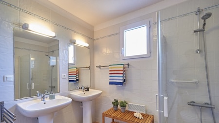 Badkamer - Vallée de la st. Baume