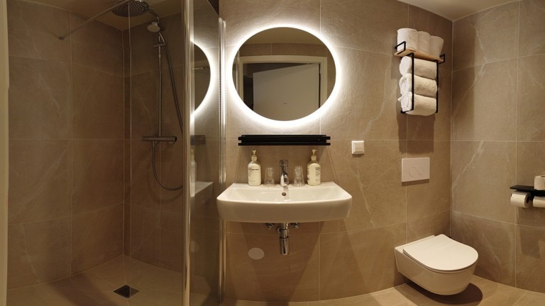 Moderne comfort driepersoonskamer - Hotel Spaander Volendam