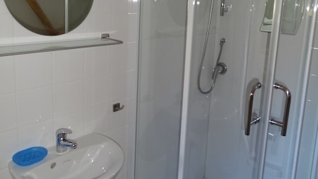 Badkamer - Vakantiepark Le Lac Bleu
