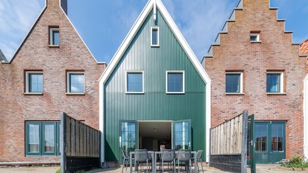 Achteraanzicht -  Landal Marinapark Volendam