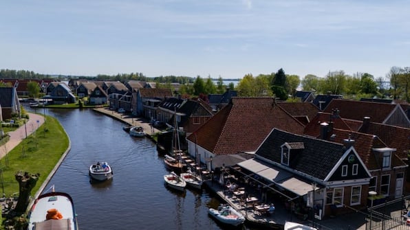 Omgeving - Huren Houseboat Heeg Omgeving - Huren Houseboat Heeg