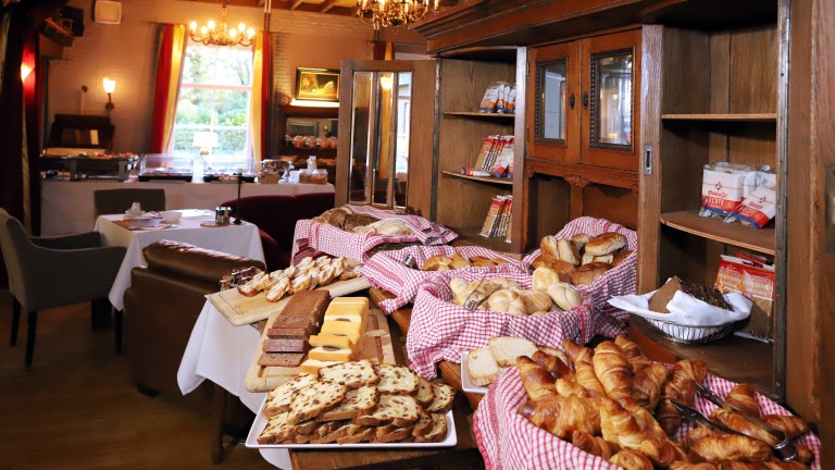 Ontbijtbuffet - Hotel Restaurant Het Ros van Twente