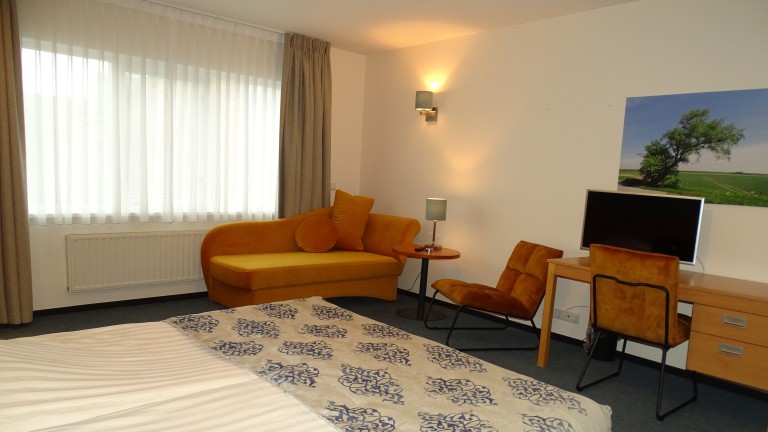 Grote tweepersoonskamer - Hotel Café Restaurant De Kroon