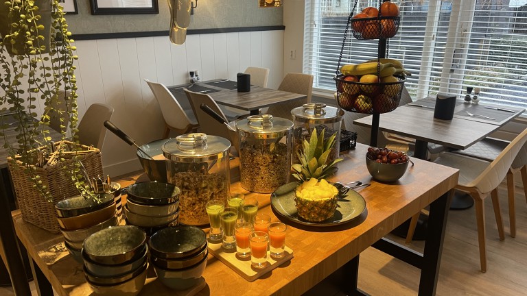 Ontbijtbuffet - Strandplevier Suites