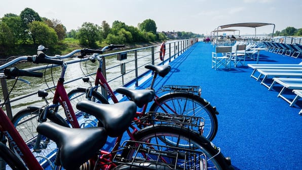 Deck - 2 dagen riviercruise - sail away feest op de Rijn Deck - 2 dagen riviercruise - sail away feest op de Rijn