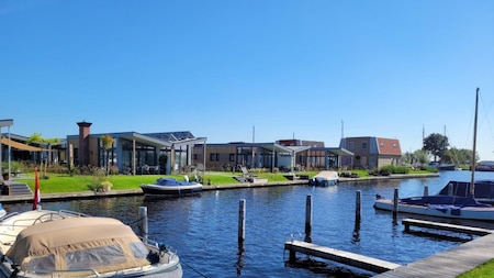 Aan het water - Recreatiepark Tusken de Marren