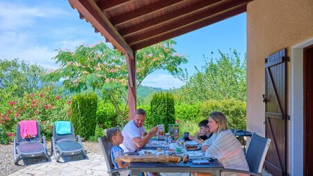 Terras - Vakantiepark L'Espinet Terras - Vakantiepark L'Espinet