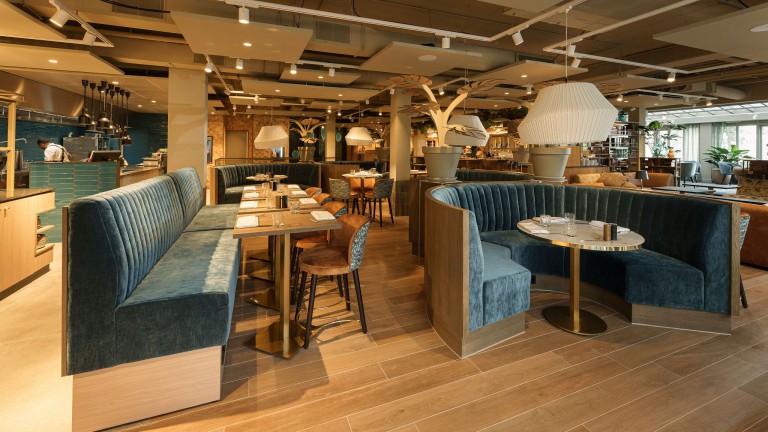 Restaurant - Carlton Oasis