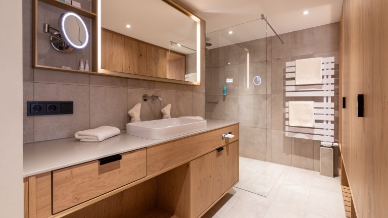 Superior design kamer met balkon - Sackmann Genusshotel und spa resort