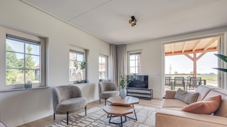 Woonkamer - HUB Resort Knuitershoek