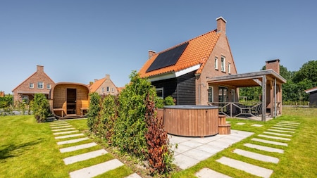 Buitenaanzicht - HUB Resort Knuitershoek