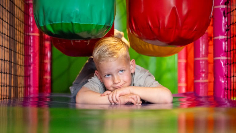 Indoor speeltuin - Landal Beach Resort Ooghduyne