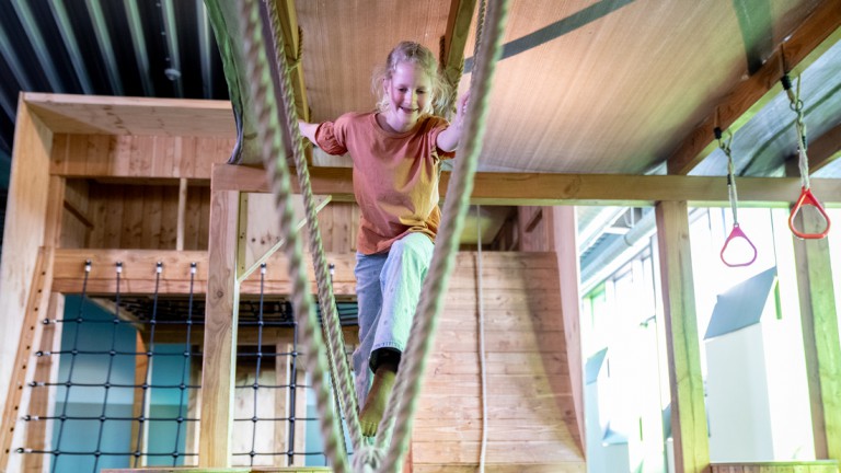 Indoor speeltuin - Landal Beach Resort Ooghduyne