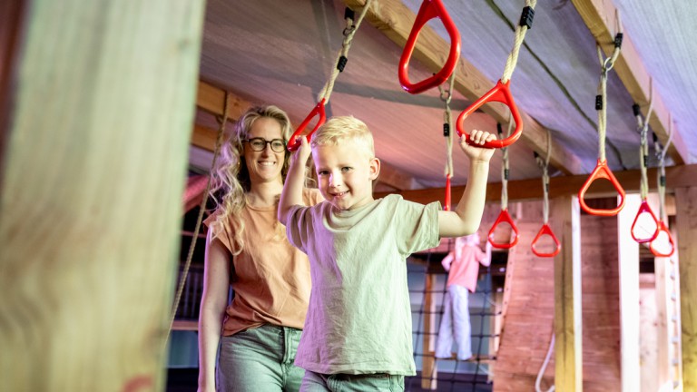 Indoor speeltuin - Landal Beach Resort Ooghduyne
