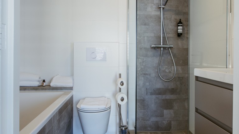 Familiekamer met bad en terras- Hotel Restaurant Victoria