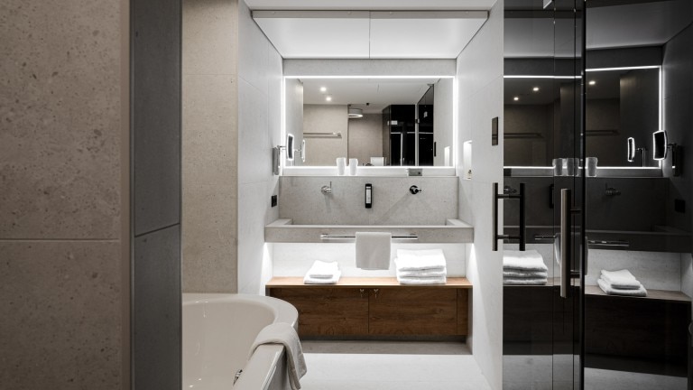 ReTREEt suite - Hotel VierJahreszeiten am Seilersee