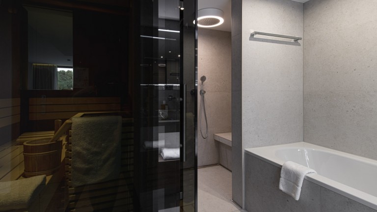 ReTREEt suite - Hotel VierJahreszeiten am Seilersee