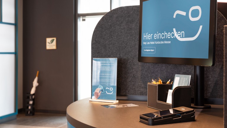 Check in - Hey Lou Hotel Karlsruhe Messe