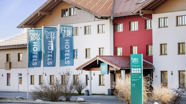 Hey Lou Hotel Piding - Hey Lou Hotel Piding