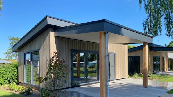 Brielse Lodge - Camping de Meeuw