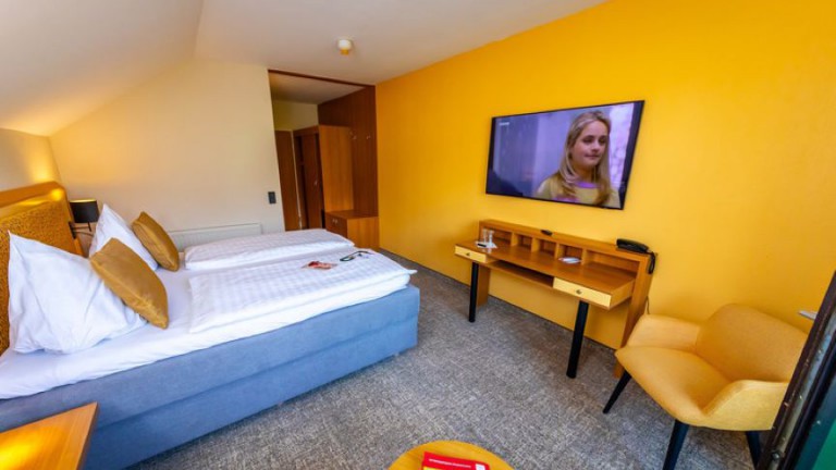 Eenpersoonskamer met balkon waldblick - Wohlfühlhotel der Jägerhof