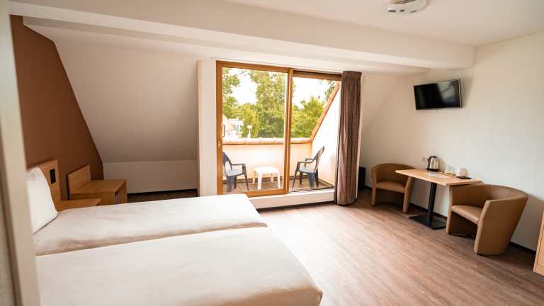 Ruime tweepersoonskamer - Hotel t Zwaantje Callantsoog
