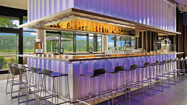 Bar - Hey Lou Monheim am Rhein