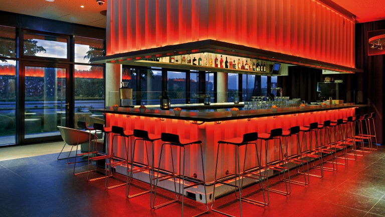 Bar - Hey Lou Monheim am Rhein