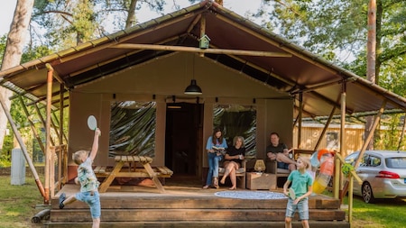 Buitenaanzicht - Camping Ommerland