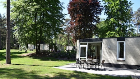 Buitenaanzicht - Camping Ommerland