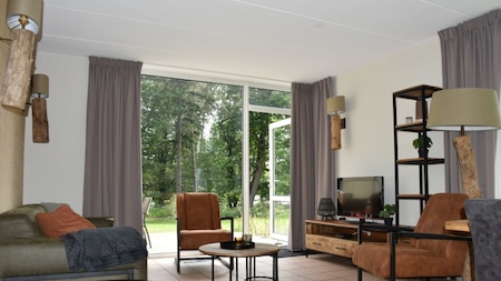 Woonkamer - Camping Ommerland