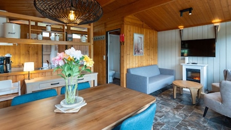 Woonkamer en keuken - Vakantiepark Les Etoiles