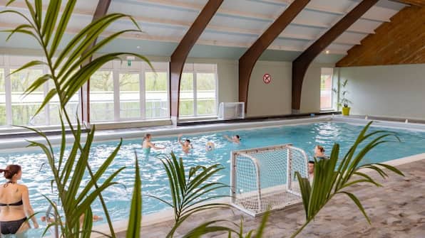 Zwembad - Vakantiepark Les Etoiles