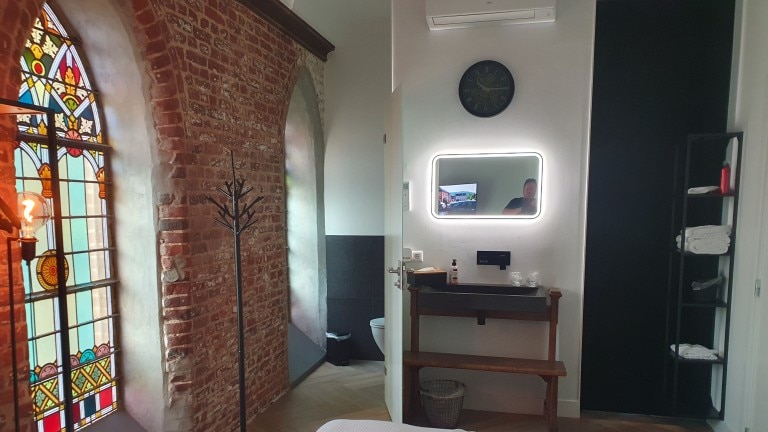 Kerk priester koor - BnB Riekelt