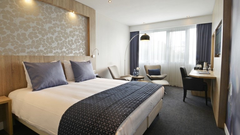 Suite - De Zoete Inval