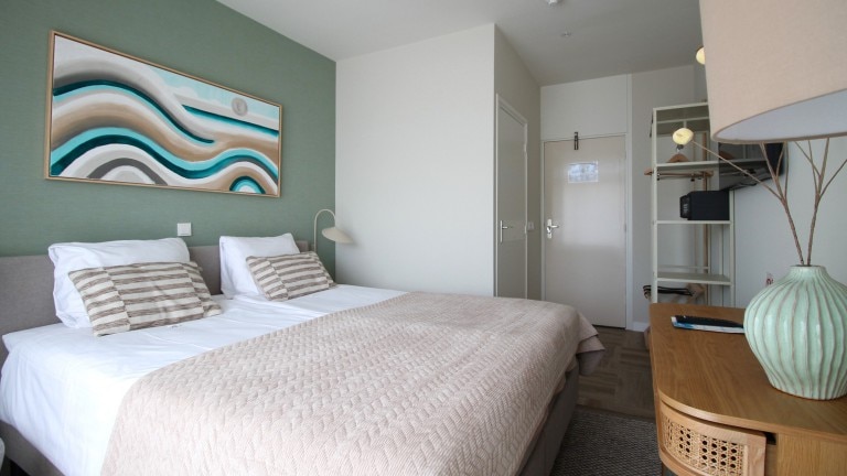 Comfort kamer zeezicht met balkon - Beach Hotel Bergen aan Zee