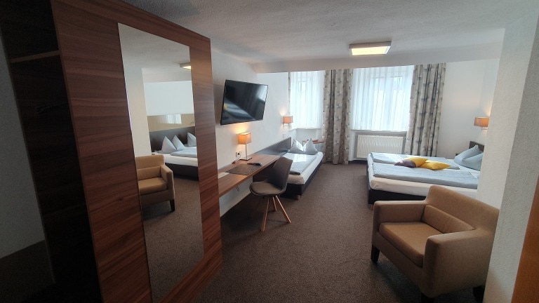 Driepersoonskamer - Hotel Drei Lilien