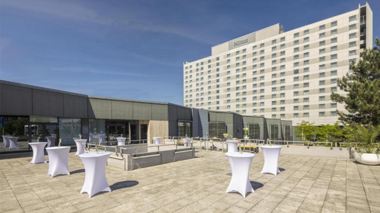 Terras - Hilton Düsseldorf